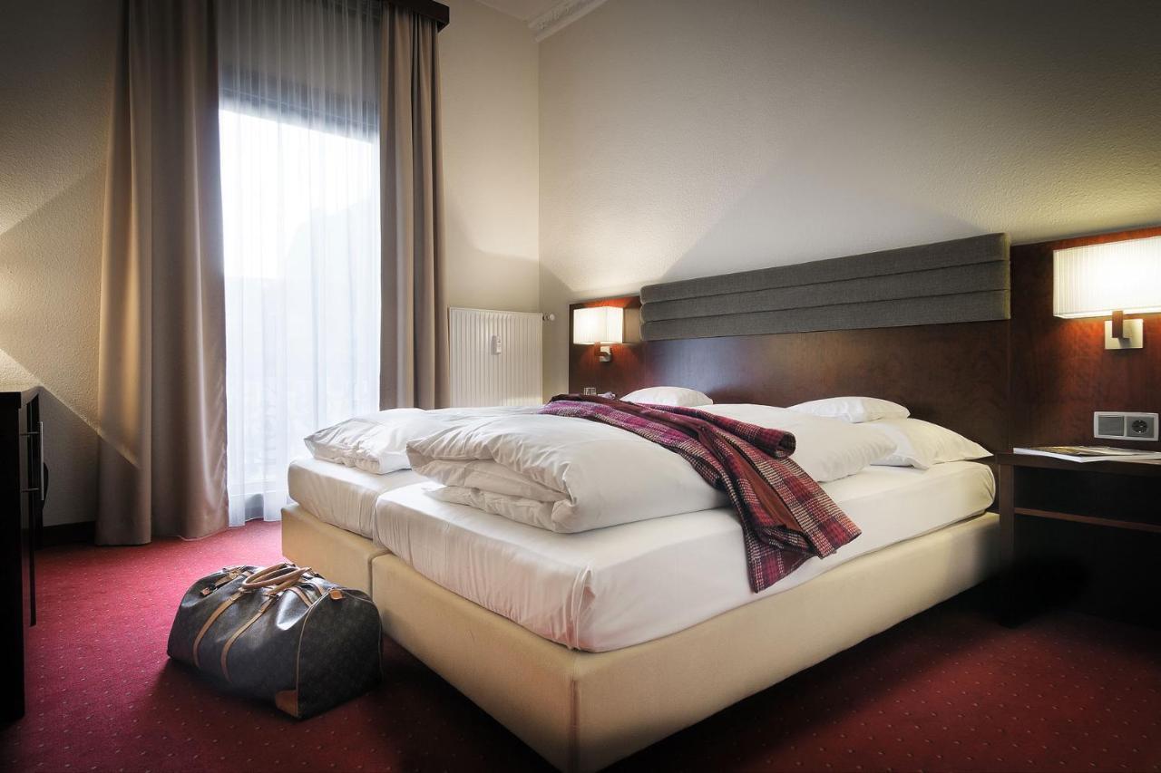Hotel De France Wiesbaden City Екстериор снимка