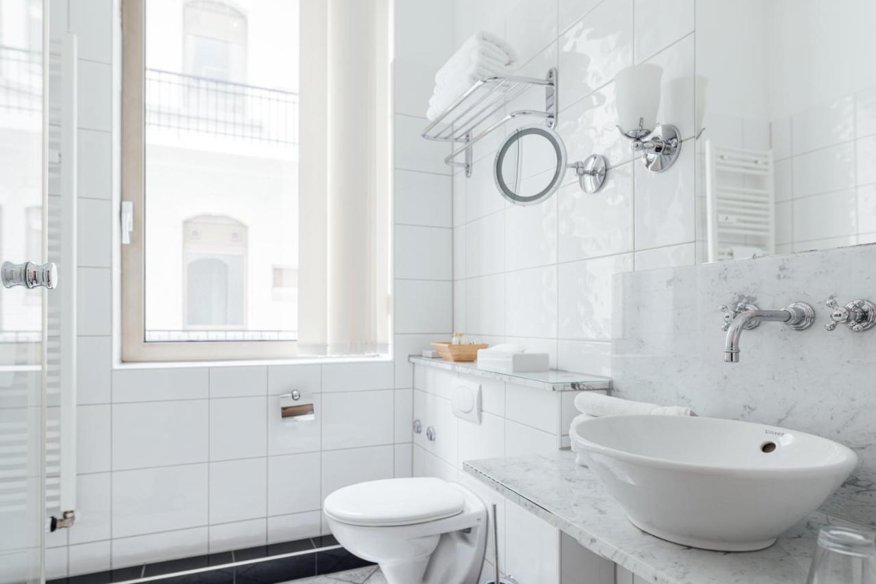 Hotel De France Wiesbaden City Екстериор снимка