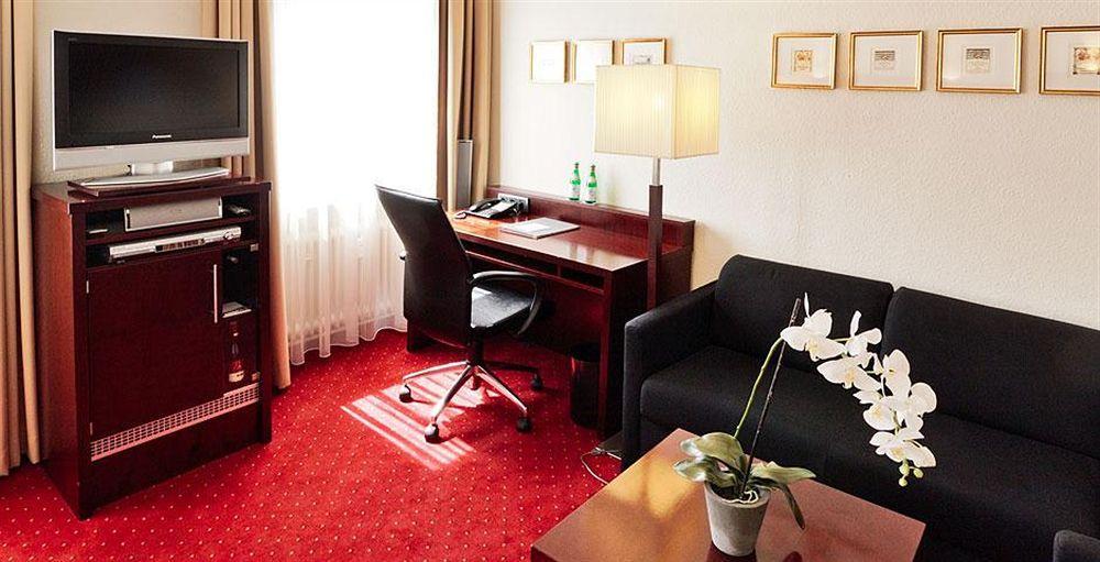Hotel De France Wiesbaden City Екстериор снимка