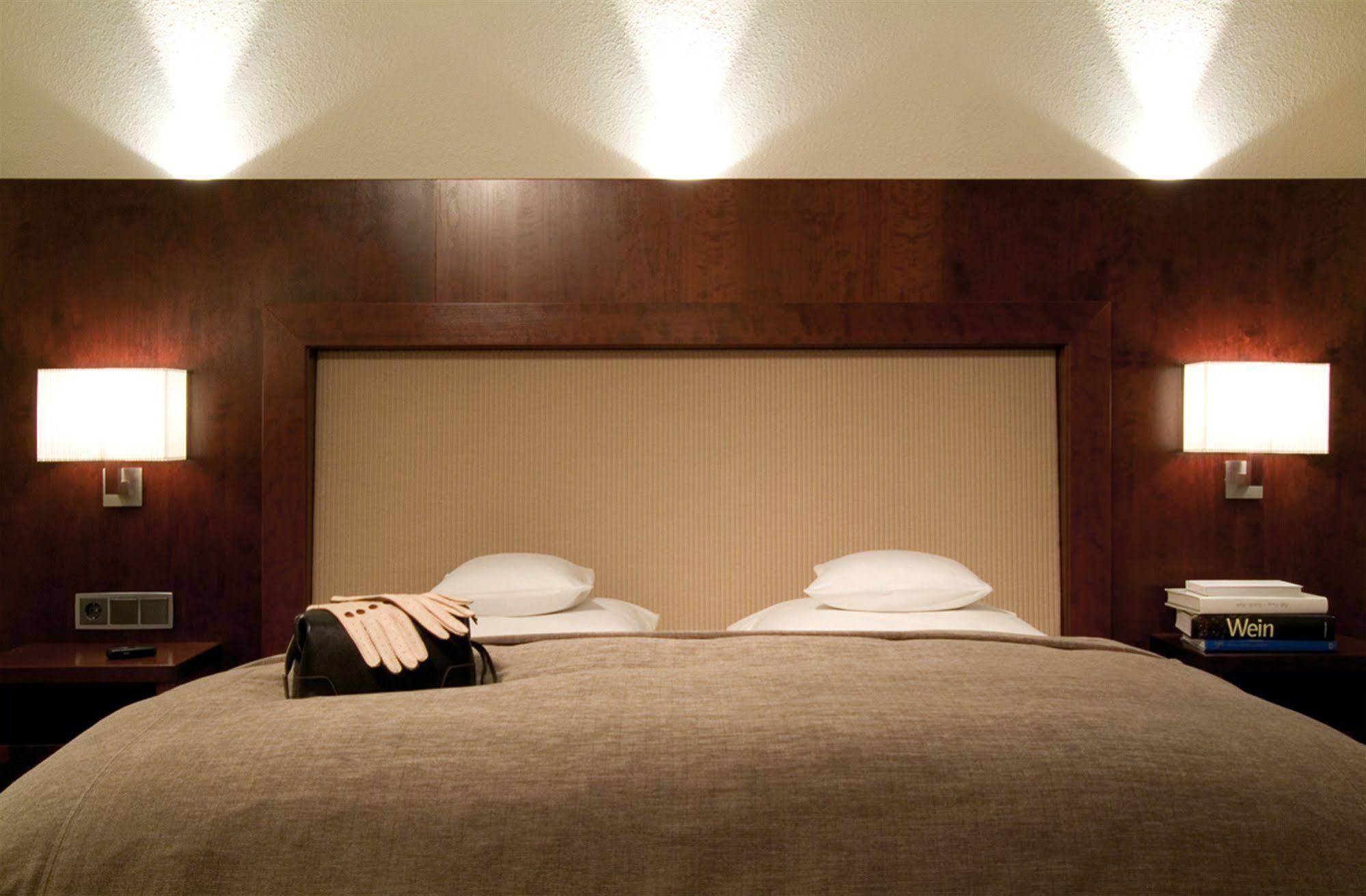 Hotel De France Wiesbaden City Екстериор снимка